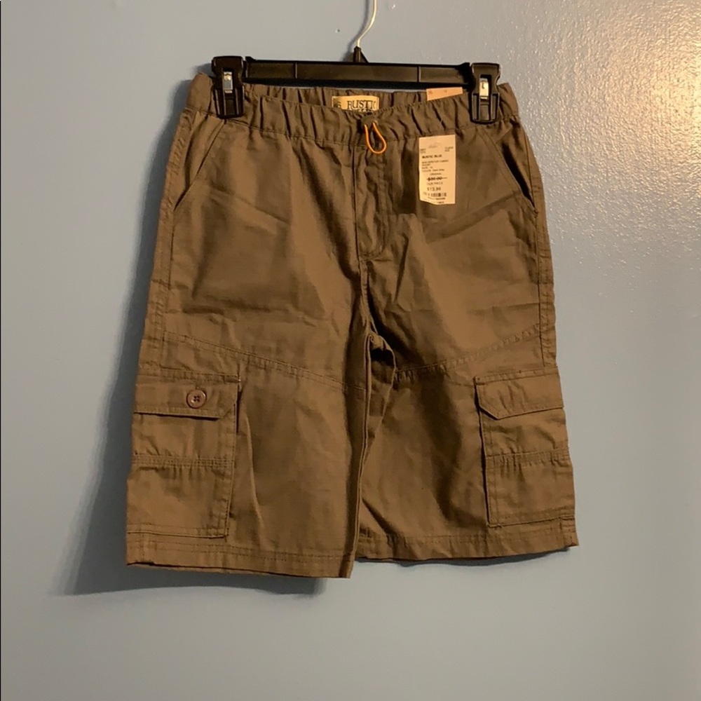 Olive cargo shorts NWT boys 14